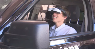 Distracted Driving Simulator shows consequences of texting and driving